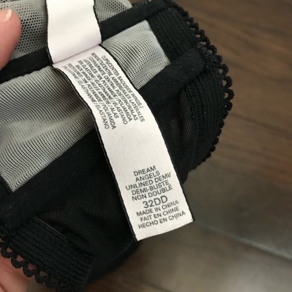 VS FREE W/ Purchase - Picture 5 of 6